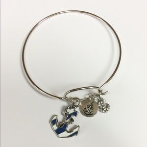 Anchor Charm Bracelet Silver-Tone
